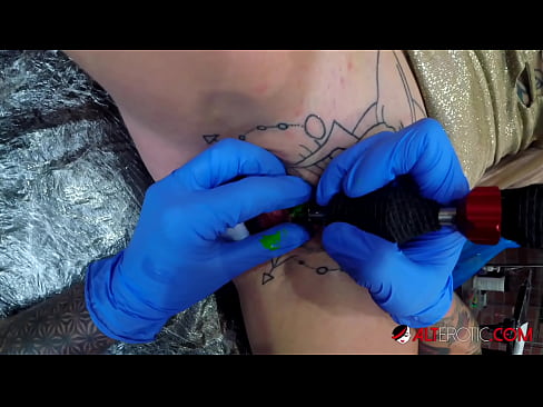 ❤️ Extremely tattooed hottie Sully Savage has a tattoo on her clitoris ️❌ Beautiful porn at en-gb.hotpornphotos.ru ❌️❤